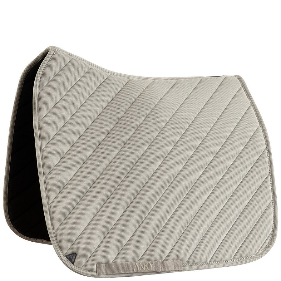 Dressyrschabrak Ventiluxe
