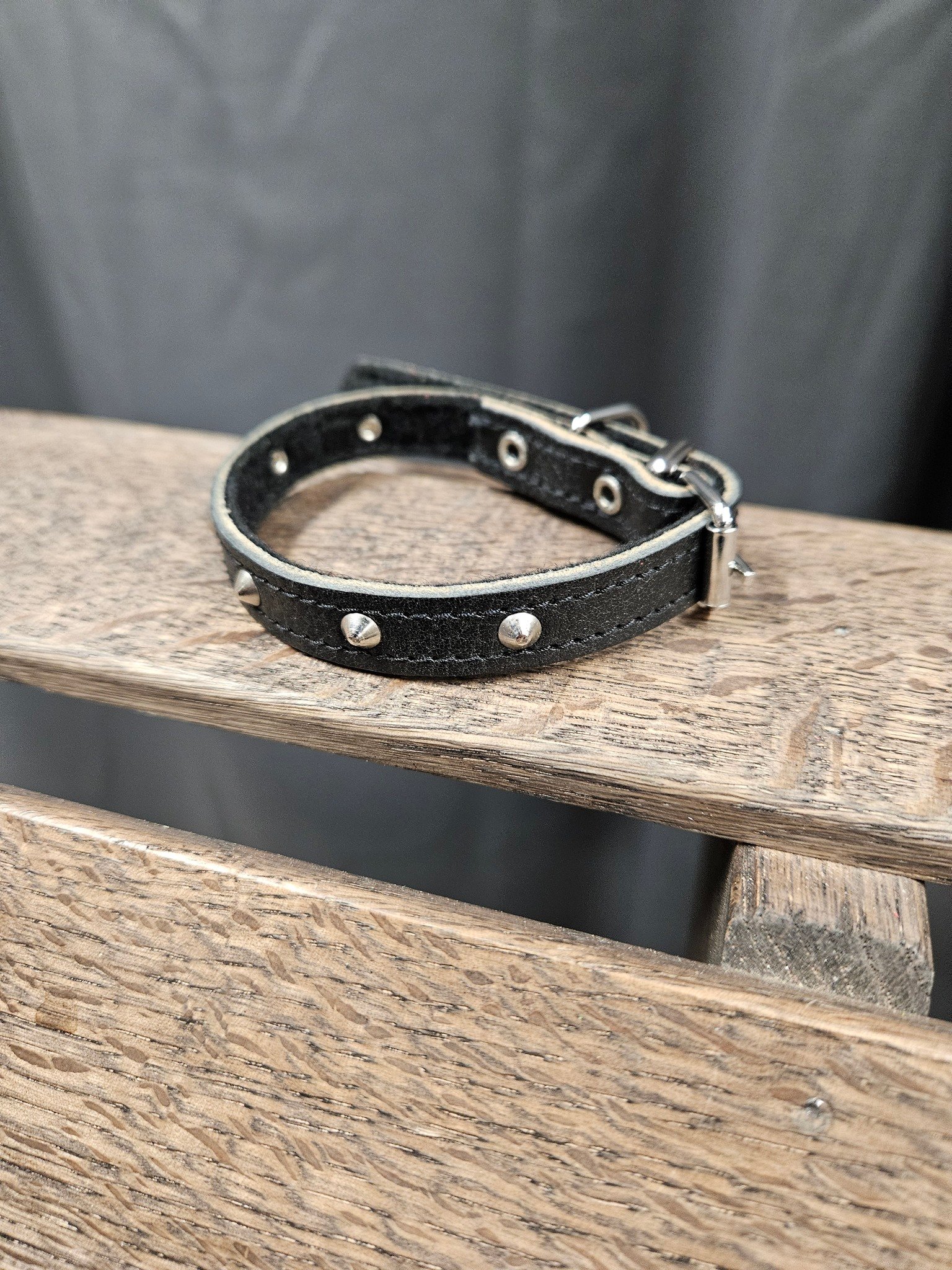 Halsband